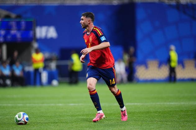 Spain v Saudi Arabia - FIFA World Cup, WM, Weltmeisterschaft, Fussball 2026 - Group H ATLANTA, USA - JUNE 21: Aymeric Laporte of Spain drives the ball during the 2026 FIFA World Cup First Stage Group H match between Spain and Saudi Arabia at Mercedes-Benz Stadium (Atlanta Stadium) in Atlanta, Georgia, United States on June 21, 2026. Jose Hernandez Anadolu Georgia United States. Editorial use only. Please get in touch for any other usage.  Copyright: x2026xAnadoluxJosexHernandezx