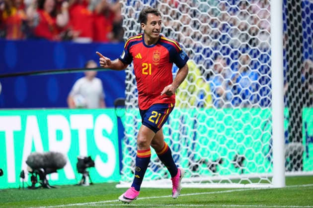 Spain v Saudi Arabia: Group H - FIFA World Cup, WM, Weltmeisterschaft, Fussball 2026 Mikel Oyarzabal of Spain celebrates after scoring his team s second goal during the FIFA World Cup 2026 Group H match between Spain and Saudi Arabia at Atlanta Stadium on June 21, 2026 in Atlanta, Georgia. Atlanta GA United States  Copyright: xJosexBretonx originalFilename:bretonhernandez-spainvsa260621_npImk.jpg