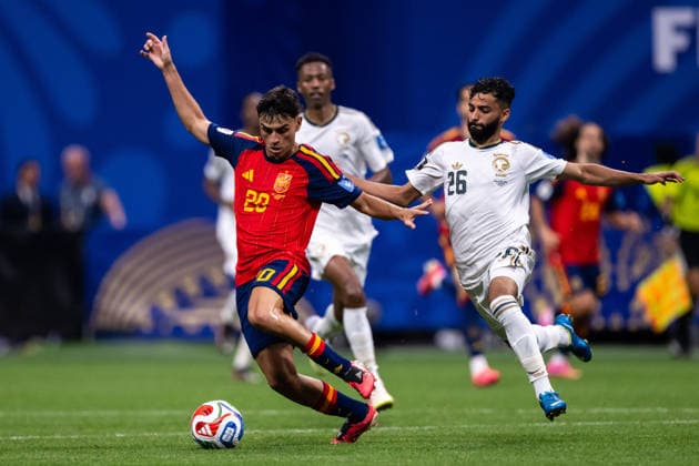 260621 Pedri of Spain and Mohammed Abu Alshamat of Saudi Arabia during the FIFA World Cup, WM, Weltmeisterschaft, Fussball 2026 football match between Spain and Saudi Arabia on June 21, 2026 in Atlanta. Photo: Ludvig Thunman BILDBYRAN kod LT LT0806 fotboll football soccer fotball vm fotbolls-vm fotball-vm fotbolls-vm 2026 fifa world cup 2026 day 11 bbeng *** June 21, 2026  Copyright: LUDVIGxTHUNMAN BB260621LT096