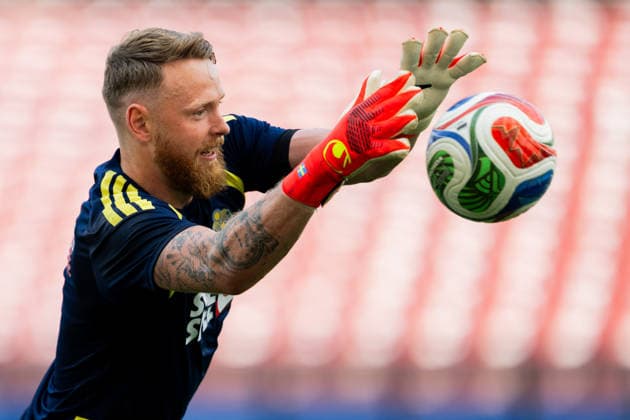 260621 Goalkeeper Viktor Johansson of the Swedish national football team at a training session during day 11 of the FIFA World Cup, WM, Weltmeisterschaft, Fussball 2026 in Dallas. Photo: Petter Arvidson BILDBYRAN kod PA PA1247 fotboll football soccer fotball vm fotbolls-vm fotball-vm fotbolls-vm 2026 fifa world cup 2026 träning practice training sverige sweden sverige a bbeng *** 260621 Goalkeeper Viktor Johansson of the Swedish national soccer team at a training session on Day 11 of the 2026 FIFA World Cup in Dallas. Photo by Petter Arvidson, BILDBYRAN, code PA PA1247 soccer football fotball World Cup fotbolls vm fotball vm fotbWorld Cup 2026 FIFA World Cup 2026 training practice Sweden Sweden Sweden A BBeng,detected_source_language  Copyright: PETTERxARVIDSON BB260621PA059