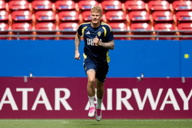 260621 Eric Smith of the Swedish national football team at a training session during day 11 of the FIFA World Cup, WM, Weltmeisterschaft, Fussball 2026 in Dallas. Photo: Petter Arvidson BILDBYRAN kod PA PA1247 fotboll football soccer fotball vm fotbolls-vm fotball-vm fotbolls-vm 2026 fifa world cup 2026 träning practice training sverige sweden sverige a bbeng *** 260621 Eric Smith of the Swedish national soccer team at a training session on Day 11 of the 2026 FIFA World Cup in Dallas. Photo by Petter Arvidson, BILDBYRAN. Code  Copyright: PETTERxARVIDSON BB260621PA066