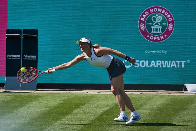 June 21, 2026, Bad Homburg, Hessen, Germany: Angelique Kerber of Germany returns with forehand to Ana Ivanovic of Serbia during the BAD HOMBURG OPEN powered by SOLARWATTT- WTA500 - Womens Tennis, 20.6.2026 in Bad Homburg (Tennis-Club Bad Homburg), Germany - Photo: Tennis 2026: Bad Hombug Open - WTA500: KERBER 6:3 7:5 IVANOVIC  - ZUMAs343 20260621_zsp_s343_180 Copyright: xMathiasxSchulzx