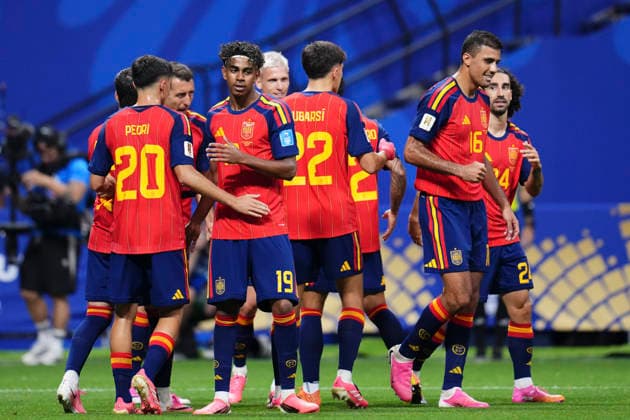 June 21, 2026, Atlanta, Georgia, United States: Mikel Oyarzabal of Spain celebrates after scoring his team s third goal with teammates during the FIFA World Cup, WM, Weltmeisterschaft, Fussball 2026 Group H match between Spain and Saudi Arabia at Atlanta Stadium on June 21, 2026 in Atlanta, Georgia. Spain V Saudi Arabia: Group H - FIFA World Cup 2026  - ZUMAa181 20260621_zaa_a181_049 Copyright: xJosexBretonx
