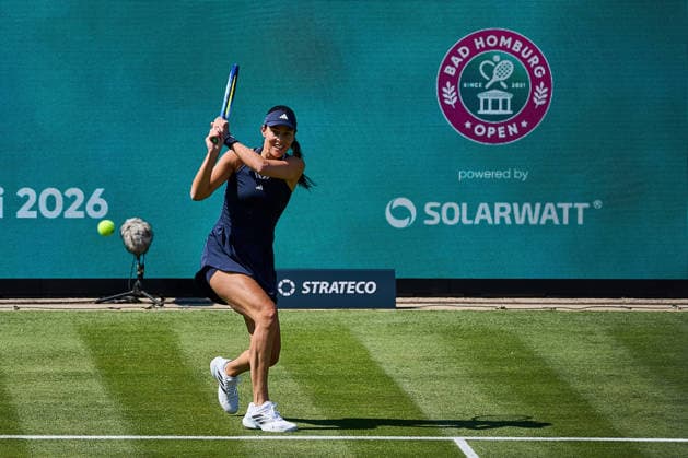 June 21, 2026, Bad Homburg, Hessen, Germany: Ana Ivanovic of Serbia returns with backhand to Angelique Kerber of Germany during the BAD HOMBURG OPEN powered by SOLARWATTT- WTA500 - Womens Tennis, 20.6.2026 in Bad Homburg (Tennis-Club Bad Homburg), Germany - Photo: Tennis 2026: Bad Hombug Open - WTA500: KERBER 6:3 7:5 IVANOVIC  - ZUMAs343 20260621_zsp_s343_214 Copyright: xMathiasxSchulzx