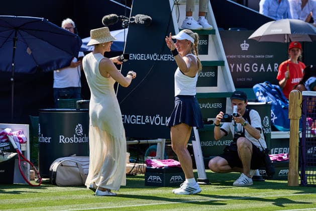 June 21, 2026, Bad Homburg, Hessen, Germany: Andrea Petkovic of Germany - MC, Angelique Kerber of Germany dancing to Ã¢â‚¬oeAtemlosÃ¢â‚¬Â by Helene Fischer during the BAD HOMBURG OPEN powered by SOLARWATTT- WTA500 - Womens Tennis, 20.6.2026 in Bad Homburg (Tennis-Club Bad Homburg), Germany - Photo: Tennis 2026: Bad Hombug Open - WTA500: KERBER 6:3 7:5 IVANOVIC  - ZUMAs343 20260621_zsp_s343_227 Copyright: xMathiasxSchulzx
