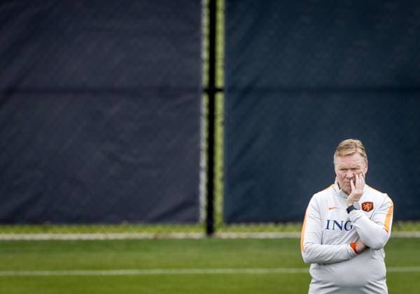 KANSAS CITY - Netherlands coach Ronald Koeman during a training session of the Dutch national team, Nationalteam at the KC Current Training Facility, on June 21, 2026, in Kansas City. The Dutch team is preparing for the match against Tunisia during the FIFA World Cup, WM, Weltmeisterschaft, Fussball KOEN VAN WEEL ANP xVIxANPxSportx xxANPxIVx 561598744 originalFilename: 561598744.jpg