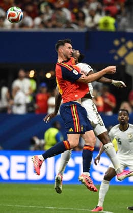 (260622) -- ATLANTA, June 22, 2026 -- Aymeric Laporte (L) of Spain competes during the group H match between Spain and Saudi Arabia at the 2026 FIFA World Cup, WM, Weltmeisterschaft, Fussball at Atlanta Stadium in Atlanta, the United States, June 21, 2026. ) (SP)U.S.-ATLANTA-FOOTBALL-FIFA WORLD CUP-GROUP H-ESP VS KSA JuxHuanzong 