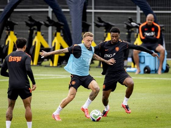 KANSAS CITY - Noa Lang of the Netherlands and Jorrel Hato of the Netherlands during a training session of the Dutch national team, Nationalteam at the KC Current Training Facility, on June 21, 2026, in Kansas City. The Dutch national team is preparing for the match against Tunisia during the FIFA World Cup, WM, Weltmeisterschaft, Fussball KOEN VAN WEEL ANP xVIxANPxSportx xxANPxIVx 561601023 originalFilename: 561601023.jpg