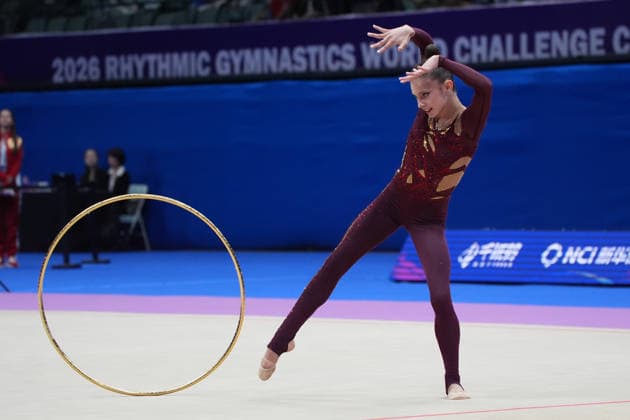 (260621) -- BEIJING, June 21, 2026 -- Arina Kovshova of Russia competes during the Individual Hoop final at the 2026 Rhythmic gymnastics, Rhythmische Sportgymnastik, RSG World Challenge Cup Beijing in Beijing, China, June 21, 2026. ) (SP)CHINA-BEIJING-RHYTHMIC GYMNASTICS-WORLD CHALLENGE CUP(CN) XiexHan 
