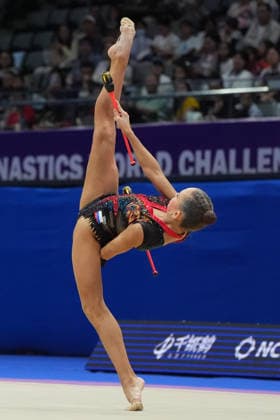 (260621) -- BEIJING, June 21, 2026 -- Sofiia Ilteriakova of Russia competes during the Individual Clubs final at the 2026 Rhythmic gymnastics, Rhythmische Sportgymnastik, RSG World Challenge Cup Beijing in Beijing, China, June 21, 2026. ) (SP)CHINA-BEIJING-RHYTHMIC GYMNASTICS-WORLD CHALLENGE CUP(CN) XiexHan 