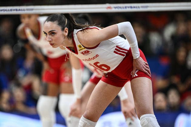 Turkiye v China - 2026 FIVB Volleyball Nations League ANKARA, TURKIYE - JUNE 21: Berka Buse Ozden (16) of Turkiye in action during the 2026 FIVB Volleyball Nations League (VNL) Week 2 match between Turkiye and China at the Ankara Sports Hall in Ankara, Turkiye on June 21, 2026. Akin Celiktas Anadolu Ankara Turkey. Editorial use only. Please get in touch for any other usage.  Copyright: x2026xAnadoluxAkinxCeliktasx