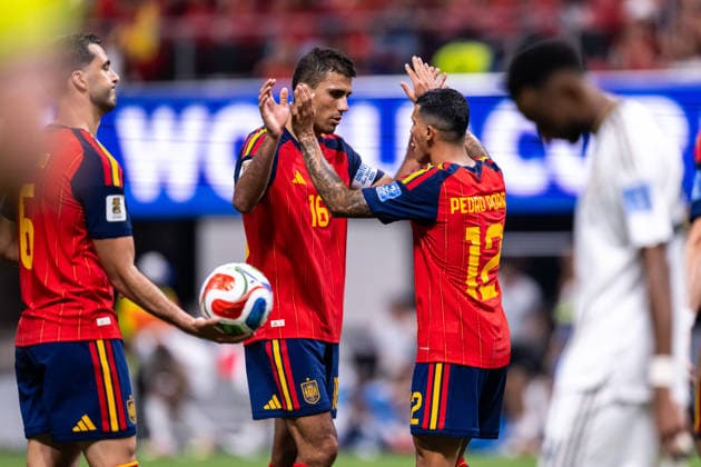 260621 Rodri and Pedro Porro of Spain celebrate after the FIFA World Cup, WM, Weltmeisterschaft, Fussball 2026 football match between Spain and Saudi Arabia on June 21, 2026 in Atlanta. Photo: Ludvig Thunman BILDBYRAN kod LT LT0806 fotboll football soccer fotball vm fotbolls-vm fotball-vm fotbolls-vm 2026 fifa world cup 2026 day 11 bbeng jubel *** June 21, 2026  Copyright: LUDVIGxTHUNMAN BB260621LT111
