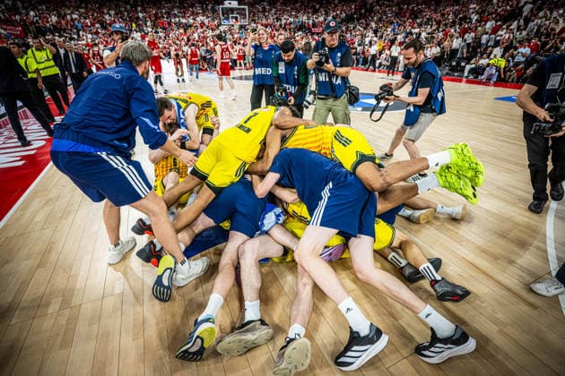 Basketball München 21.06.2026 Saison 2025 2026 EasyCredit BBL 1. Bundesliga Playoffs Finale Spiel 5 Männer, Herren FC Bayern München - Alba Berlin Alba Berlin gewinnt die Deutsche Meisterschaft 2026 Jubel *** Basketball Munich June 21, 2026 2025–2026 Season EasyCredit BBL 1 Bundesliga Playoffs Finals Game 5 Mens Division FC Bayern Munich vs. Alba Berlin Alba Berlin Wins the 2026 German Championship Celebrations,detected_source_language