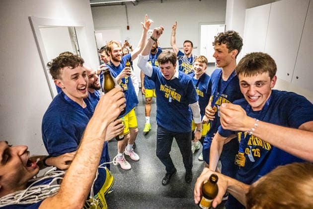 Basketball München 21.06.2026 Saison 2025 2026 EasyCredit BBL 1. Bundesliga Playoffs Finale Spiel 5 Männer, Herren FC Bayern München - Alba Berlin Alba Berlin gewinnt die Deutsche Meisterschaft 2026 Pedro Calles (Alba Berlin, Trainer) und andere *** Basketball Munich June 21, 2026 2025–2026 Season EasyCredit BBL 1 Bundesliga Playoffs Finals Game 5 Mens Division, FC Bayern Munich vs. Alba Berlin Alba Berlin Wins the 2026 German Championship Pedro Calles, Alba Berlin Coach, and others,detected_source_language