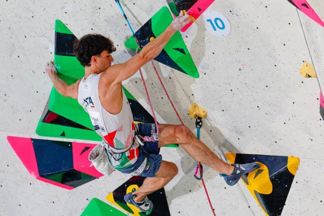CLIMBING - World Climbing Series INNSBRUCK,AUSTRIA,21.JUN.26 - CLIMBING - World Climbing Series, lead. Image shows Giovanni Placci (ITA).  GEPAxpictures xMarkoxVulic