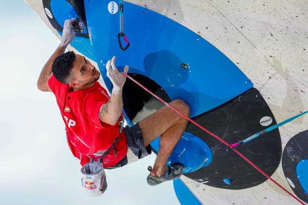 CLIMBING - World Climbing Series INNSBRUCK,AUSTRIA,21.JUN.26 - CLIMBING - World Climbing Series, lead. Image shows Alberto Gines Lopez (ESP).  GEPAxpictures xMarkoxVulic