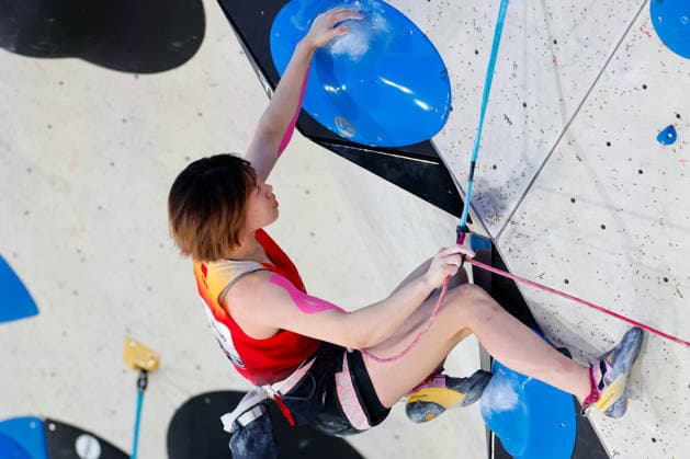 CLIMBING - World Climbing Series INNSBRUCK,AUSTRIA,21.JUN.26 - CLIMBING - World Climbing Series, lead. Image shows Yuetong Zhang (CHN).  GEPAxpictures xMarkoxVulic