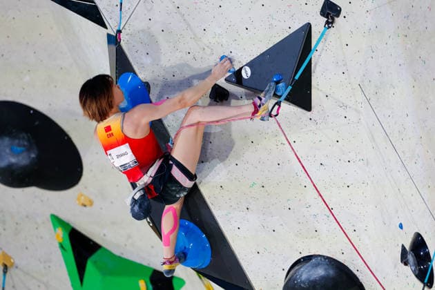 CLIMBING - World Climbing Series INNSBRUCK,AUSTRIA,21.JUN.26 - CLIMBING - World Climbing Series, lead. Image shows Yuetong Zhang (CHN).  GEPAxpictures xMarkoxVulic