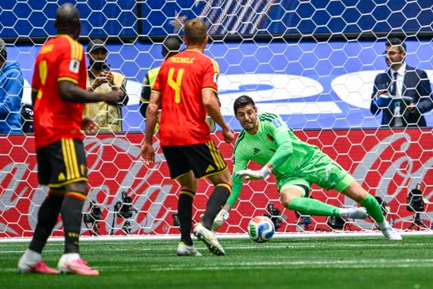 Belgium vs Iran - FIFA World Cup, WM, Weltmeisterschaft, Fussball 2026 LOS ANGELES, USA - JUNE 21 : Courtois Thibaut goalkeeper of Belgium in action during the FIFA World Cup 2026 Group G match between Belgium and Iran at the SOFI STADIUM on June 21, 2026 in Los Angeles, USA, 21 06 2026 Los Angeles United States of America  Copyright: xNicoxVereeckenx