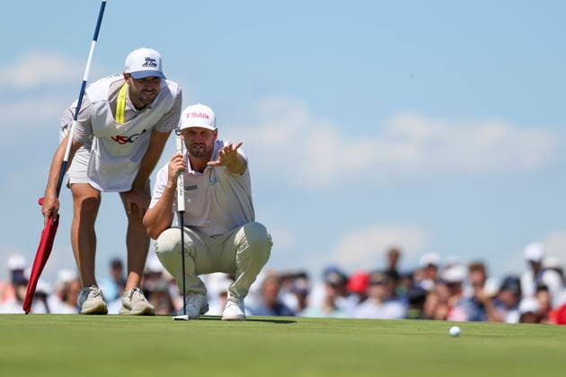 US Open Golf Championship - Round 4 Wyndham Clark of the US (R) during the fourth round of the 2026 US Open golf tournament at the Shinnecock Hills Golf Club in Southampton, New York, USA, 21 June 2026. SOUTHAMPTON NEW YORK UNITED STATES  Copyright: xSARAHxYENESELx