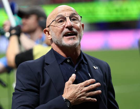 (260622) -- ATLANTA, June 22, 2026 -- Luis de la Fuente, head coach of Spain, reacts after the group H match between Spain and Saudi Arabia at the 2026 FIFA World Cup, WM, Weltmeisterschaft, Fussball at Atlanta Stadium in Atlanta, the United States, June 21, 2026. ) (SP)U.S.-ATLANTA-FOOTBALL-FIFA WORLD CUP-GROUP H-ESP VS KSA WangxKaiyan 