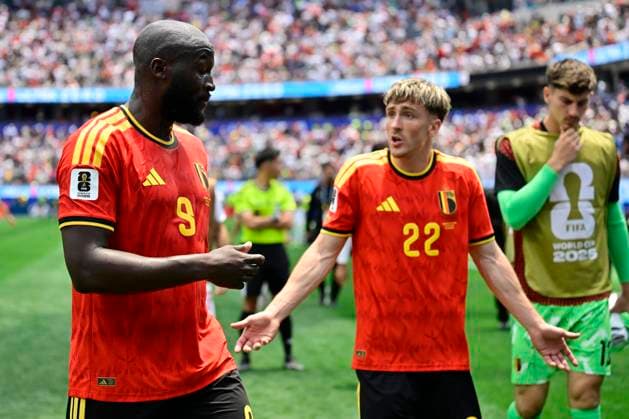 Sport Bilder des Tages Belgium vs Iran - FIFA World Cup, WM, Weltmeisterschaft, Fussball 2026 LOS ANGELES, USA - JUNE 21 : Lukaku Romelu forward of Belgium and Saelemaekers Alexis midfielder of Belgium during the FIFA World Cup 2026 Group G match between Belgium and Iran at the SOFI STADIUM on June 21, 2026 in Los Angeles, USA, 21 06 2026 Los Angeles United States of America  Copyright: xJanxDexMeuleneirx