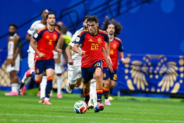 ATLANTA, GA - JUNE 21: Pedri 20 of Spain dribbles during the FIFA World Cup, WM, Weltmeisterschaft, Fussball 2026 Group H match between Spain and Saudi Arabia on June 21st, 2026 at Atlanta Stadium in Atlanta, GA. (Photo by Rich von Biberstein Icon Sportswire) SOCCER: JUN 21 FIFA World Cup 26 Group H - Spain vs Saudi Arabia EDITORIAL USE ONLY Icon260621017