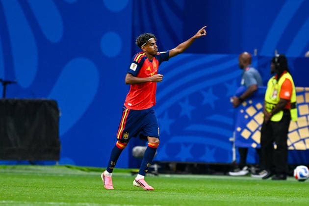 ATLANTA, GA - JUNE 21: Lamine Yamal 19 of Spain celebrates after scoring a first-half goal during the FIFA World Cup, WM, Weltmeisterschaft, Fussball 2026 Group H match between Spain and Saudi Arabia on June 21st, 2026 at Atlanta Stadium in Atlanta, GA. (Photo by Rich von Biberstein Icon Sportswire) SOCCER: JUN 21 FIFA World Cup 26 Group H - Spain vs Saudi Arabia EDITORIAL USE ONLY Icon260621062