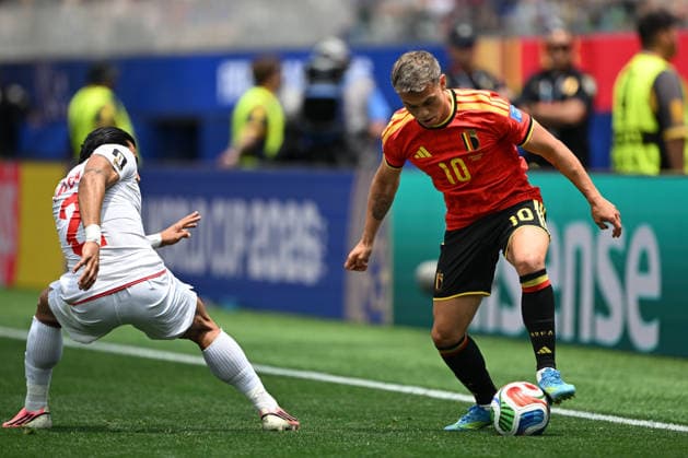 Leandro Trossard of Belgium (R) controls the ball under pressure from Saleh Hardani of IR Iran (L) during a FIFA Men’s World Cup 2026 Group Stage football match between Belgium and Iran at Los Angeles Stadium, in Inglewood on June 21th 2026 (Photo by Nayra Halm SPP)  Copyright: xNayraxHalm SPPx Sportspressphoto_SPR172837