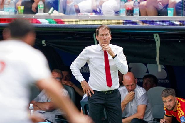 USA: Fußball FIFA World Cup, WM, Weltmeisterschaft, Fussball 2026 Gruppenphase Gruppe G Belgien vs Iran SoFi Stadium (Inglewood, Los Angeles County, Kalifornien): Rudi Garcia Rudi Garcia Trainer (Belgien) *** USA Soccer 2026 FIFA World Cup Group Stage Group G Belgium vs. Iran SoFi Stadium, Inglewood, Los Angeles County, California Rudi Garcia Rudi Garcia, Belgiums head coach,detected_source_language Copyright: xJOERANxSTEINSIEKx