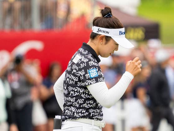 BELMONT, MI - JUNE 21: Miyu Yamashita of Japan celebrates after winning the final round of the LPGA, Golf Damen Meijer LPGA Classic for Simply Give on June 21, 2026, at Blythefield Country Club in Belmont, Michigan. (Photo by Joseph Weiser Icon Sportswire) GOLF: JUN 21 LPGA Meijer LPGA Classic for Simply Give EDITORIAL USE ONLY Icon260621042