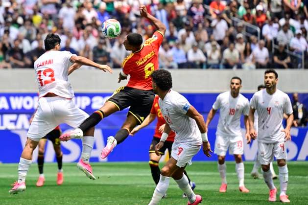 Belgium vs Iran - FIFA World Cup, WM, Weltmeisterschaft, Fussball 2026 LOS ANGELES, USA - JUNE 21 : Lukaku Romelu forward of Belgium battles for the ball with Kanani Hossein defender of Iran during the FIFA World Cup 2026 Group G match between Belgium and Iran at the SOFI STADIUM on June 21, 2026 in Los Angeles, USA, 21 06 2026 Los Angeles United States of America  Copyright: xJanxDexMeuleneirx