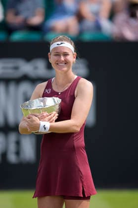 Lexus Nottingham Open - Day Seven Marie Bouzkova celebrates after winning the singles final title at the 2026 Lexus Nottingham Open Women s tennis tournament at the Nottingham Tennis Centre in Nottingham, England, on June 21, 2026. Nottingham Great Britain United Kingdom  Copyright: xOwenxHammondx originalFilename:hammond-2026lexu260621_npUSR.jpg