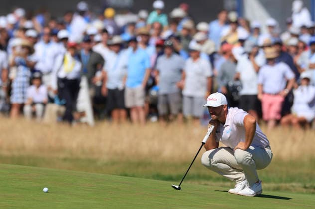 Wyndham Clark lines up a putt on the 8th green during the final round of the 126th U.S. Open Golf Championship at Shinnecock Hills Golf Club in Southampton, NY, on Sunday, June 21, 2026.  NYC20260621840 COREYxSIPKIN