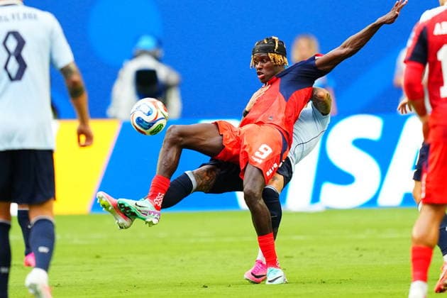 Uruguay v Cape Verde - FIFA World Cup, WM, Weltmeisterschaft, Fussball 2026 - Group H FLORIDA, USA - JUNE 21: Gilson Benchimol Tavares (9) of Cape Verde in action during the 2026 FIFA World Cup First Stage Group H match between Uruguay and Cape Verde at the Hard Rock Stadium (Miami Stadium) in Miami Gardens, Florida, United States on June 21, 2026. Evrim Aydin Anadolu Florida United States. Editorial use only. Please get in touch for any other usage.  Copyright: x2026xAnadoluxEvrimxAydinx