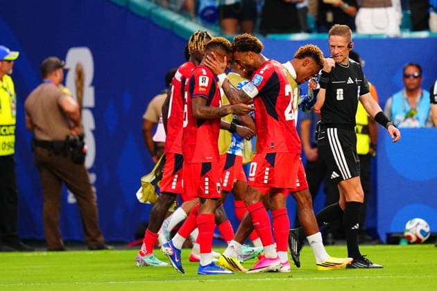 Uruguay v Cape Verde - FIFA World Cup, WM, Weltmeisterschaft, Fussball 2026 - Group H FLORIDA, USA - JUNE 21: Helio Varela (26) of Cape Verde celebrates with his teammates after scoring a goal during the 2026 FIFA World Cup First Stage Group H match between Uruguay and Cape Verde at the Hard Rock Stadium (Miami Stadium) in Miami Gardens, Florida, United States on June 21, 2026. Evrim Aydin Anadolu Florida United States. Editorial use only. Please get in touch for any other usage.  Copyright: x2026xAnadoluxEvrimxAydinx