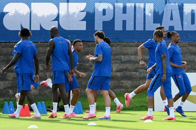 2026 World Cup - French national team, Nationalteam Training Session in Philadelphia Training session of the French national team, at Philadelphia university on June 21, 2026 in Philadelphia, Pennsylvania. Photo by Olivier Douliery ABACAPRESS.COM Philadelphia Pennsylvania United States  Copyright: xDoulieryxOlivier ABACAx