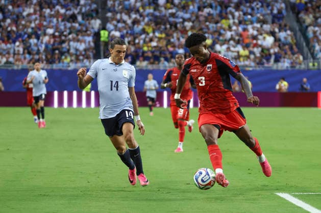 MIAMI GARDENS, FL - JUNE 21: Cape Verde defender Diney (3) intercepts a pass intended for Uruguay forward Agustin Canobbio (14) in the second half during the FIFA World Cup, WM, Weltmeisterschaft, Fussball 2026 game Group H match between Uruguay and Cabo Verde on June 21, 2026 at Miami Stadium in Miami Gardens, FL (Photo by Peter Joneleit Icon Sportswire) SOCCER: JUN 21 FIFA World Cup 26 Group H - Uruguay vs Cabo Verde EDITORIAL USE ONLY Icon260615031