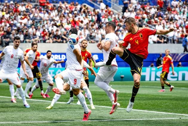 Belgium s Brandon Mechele pictured in action during a soccer game between Belgian national team, Nationalteam Red Devils and Iran, on Sunday 21 June 2026, at the SoFi stadium in Los Angeles, the second game in the group stage of the FIFA World Cup, WM, Weltmeisterschaft, Fussball 2026 in the United States of America. The Diables Rouges - Rode Duivels were drawn into Group G. BRUNOxFAHY  x178683708x