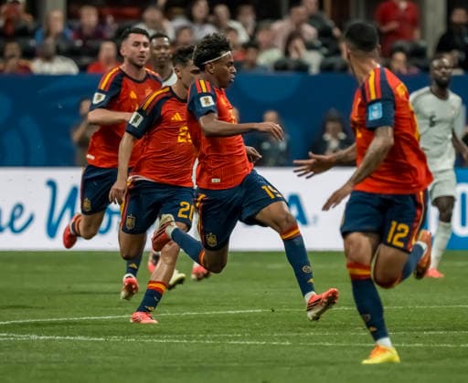June 21, 2026, Atlanta, Georgia, USA: Spain forward Lamine Yamal (19) plays against Saudi Arabia during their First Stage Group H match for the 2026 FIFA World Cup, WM, Weltmeisterschaft, Fussball at Atlanta Stadium in Atlanta, Georgia. Spain wins the match 4:0. World Cup: First Stage Group H: Spain Vs Saudi Arabia: Lamine Yamal  - ZUMAa161 20260621_aaa_a161_099 Copyright: xWalterxArcex xGMGx