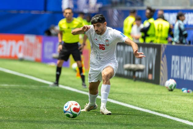 June 21, 2026, Los Angeles, California, USA: IR Iran Mehdi Torabi (16) in actions against the Belgium during the FIFA World Cup, WM, Weltmeisterschaft, Fussball Group G soccer match at SoFi Stadium in Inglewood, Calif., Sunday, June 21, 2026. Los Angeles USA - ZUMAc68_ 20260621_zaf_c68_099 Copyright: xRingoxChiux