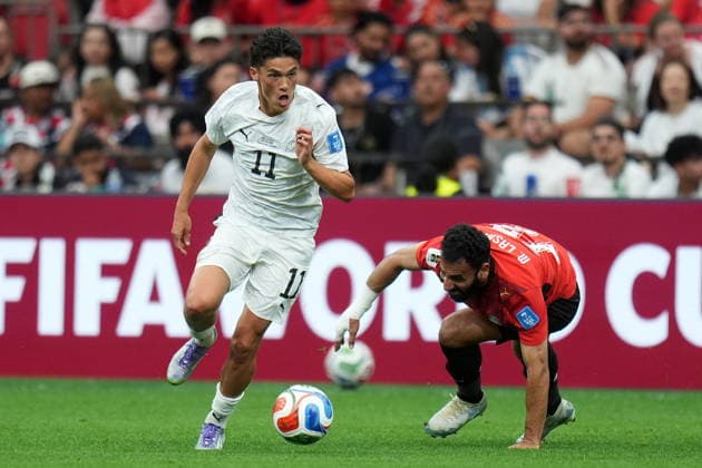 FIFA World Cup, WM, Weltmeisterschaft, Fussball 2026 - Group G - New Zealand vs Egypt Elijah Just of New Zealand (L) in action against Mohanad Lasheen of Egypt (R) during the FIFA World Cup 2026 group stage match New Zealand against Egypt, in Vancouver, Canada, 21 June 2026. VANCOUVER Canada  Copyright: xBOBxFRIDx