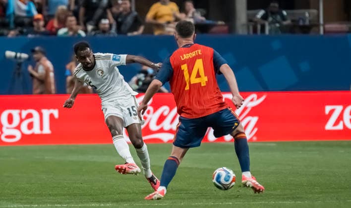 June 21, 2026, Atlanta, Georgia, USA: Saudi Arabia midfielder Abdullah al-Khaibari (15) plays against Spain during their First Stage Group H match for the 2026 FIFA World Cup, WM, Weltmeisterschaft, Fussball at Atlanta Stadium in Atlanta, Georgia. Spain wins the match 4:0. Atlanta USA - ZUMAa161 20260621_aaa_a161_126 Copyright: xWalterxArcex xGMGx