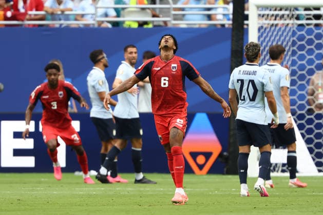 MIAMI GARDENS, FL - JUNE 21: Cape Verde midfielder Kevin Pina (6) looks up in celebration after his free kick goal in the first half during the FIFA World Cup, WM, Weltmeisterschaft, Fussball 2026 game Group H match between Uruguay and Cabo Verde on June 21, 2026 at Miami Stadium in Miami Gardens, FL (Photo by Peter Joneleit Icon Sportswire) SOCCER: JUN 21 FIFA World Cup 26 Group H - Uruguay vs Cabo Verde EDITORIAL USE ONLY Icon260615064