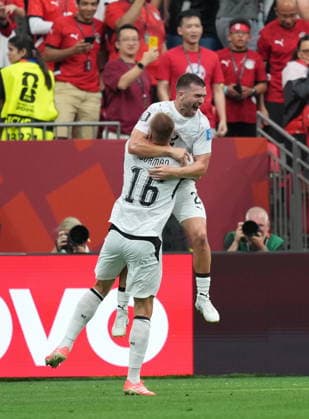 June 21, 2026, Vancouver, Bc, CANADA: New Zealand s Finn Surman (16) and New Zealand s Tim Payne (2) celebrate a goal against Egypt during first half World Cup group G soccer action, in Vancouver, Sunday, June 21, 2026. Canada News - June 21, 2026  - ZUMAc35_ 20260621_zaf_c35_127 Copyright: xEthanxCairnsx