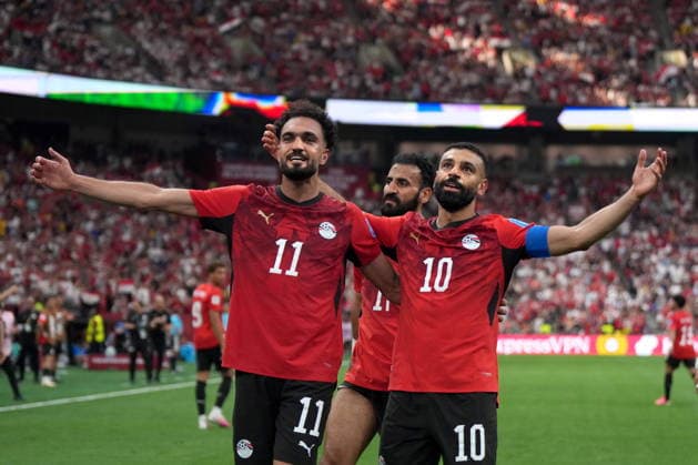 June 21, 2026, Vancouver, Bc, CANADA: Egypt s Mohamed Salah (10) celebrates his goal with teammate Mostafa Ziko (11) during second half World Cup Group G soccer action against New Zealand, in Vancouver, Sunday, June 21, 2026. Canada News - June 21, 2026  - ZUMAc35_ 20260621_zaf_c35_176 Copyright: xDarrylxDyckx