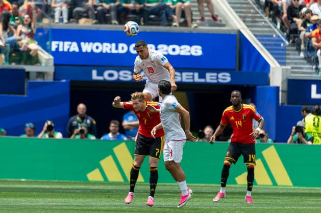 June 21, 2026, Los Angeles, California, United States: IR Iran Ali Nemati (19) and Belgium Kevin De Bruyne (7) seen in action during the FIFA World Cup, WM, Weltmeisterschaft, Fussball Group G soccer match between IR Iran and Belgium at SoFi Stadium. Final score; IR Iran 0:0 Belgium Los Angeles United States - ZUMAs197 20260621_aaa_s197_312 Copyright: xRingoxChiux