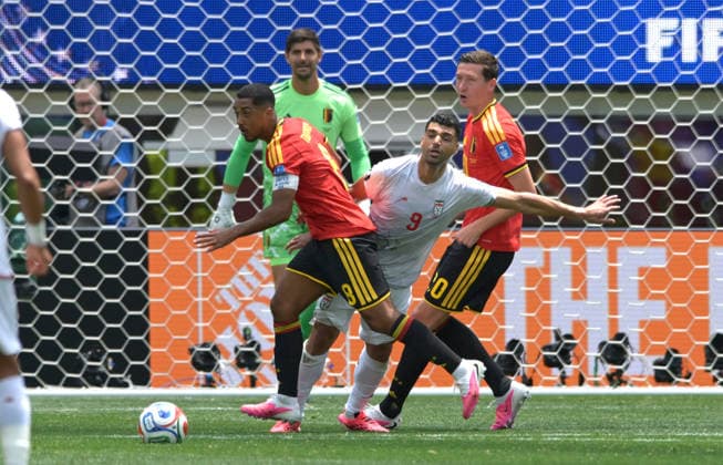 Islamic Republic of Iran Vs Belgium in Los Angeles, USA - 21 Jun 2026 Youri Tielemans (K) of Belgium men football team and Mehdi Taremi (R) of IR Iran men football team seen in action during the FIFA World Cup, WM, Weltmeisterschaft, Fussball 2026 first stage Group G match between Belgium and Islamic Republic of Iran held at the Los Angeles Stadium. Final score: Belgium 0:0 Islamic Republic of Iran. Los Angeles United States Copyright: xLuisxVeniegrax xSOPAxImagesx 20260621_FIFAWC26_LuisVeniegra0895