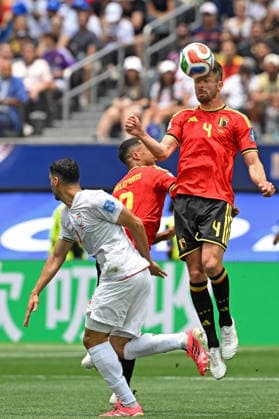 RECORD DATE NOT STATED 21st June 2026; SoFi Stadium, Los Angeles, California, United States of America; FIFA World Cup, WM, Weltmeisterschaft, Fussball Football, Belgium versus Iran; Brandon Mechele of Belgium heads the ball JulianxMedina DiaEsportivo