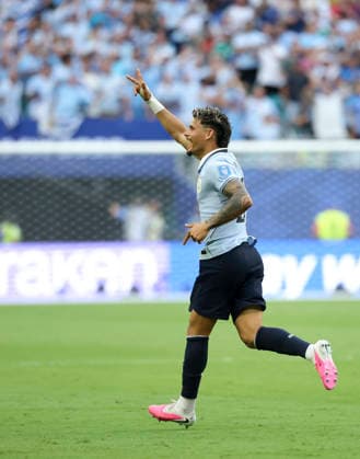 (260622) -- MIAMI, June 22, 2026 -- Maximilliano Araujo of Uruguay celebrates scoring during the group H match between Uruguay and Cape Verde at the 2026 FIFA World Cup, WM, Weltmeisterschaft, Fussball at Miami Stadium, Miami, the United States, June 21, 2026. ) (SP)U.S.-MIAMI-FOOTBALL-FIFA WORLD CUP-GROUP H-URU VS CPV ZhangxChen 